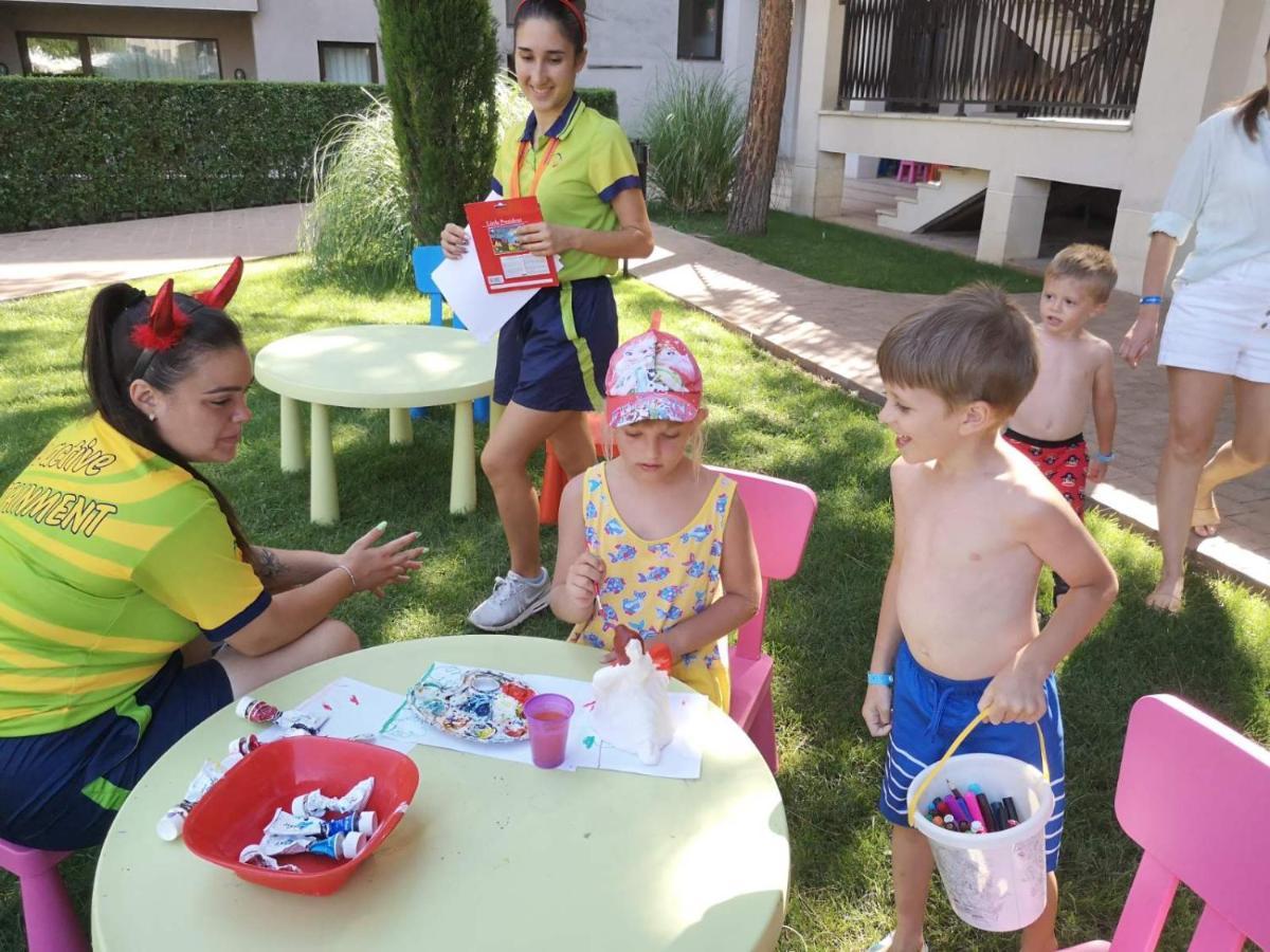 Royal Beach Apartment Barcello B Sunny Beach Esterno foto