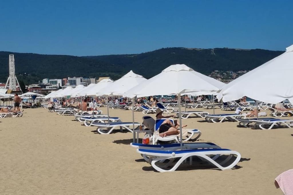 Royal Beach Apartment Barcello B Sunny Beach Esterno foto